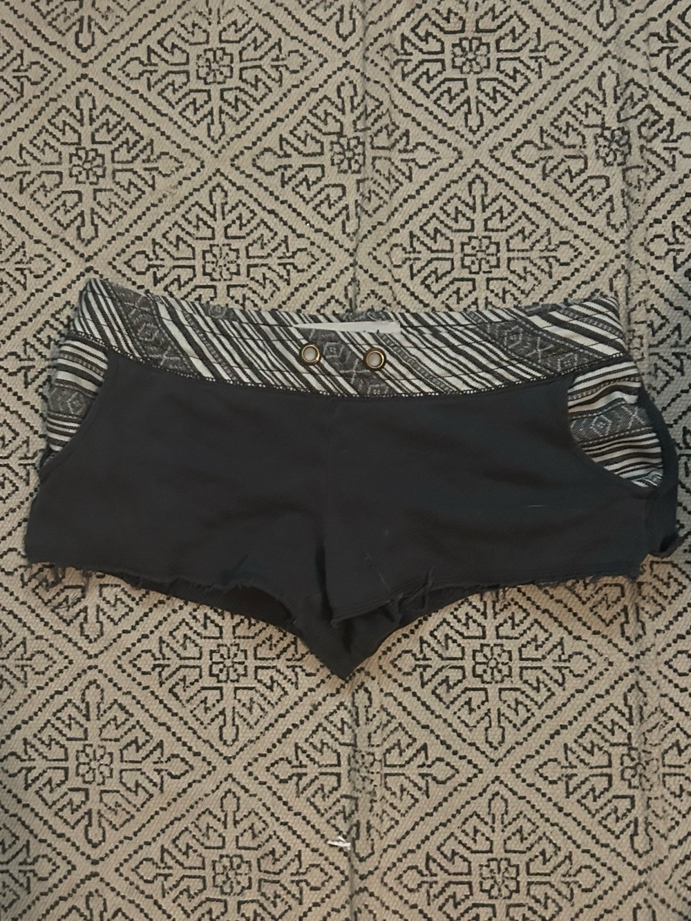 Aeropostale Black Low-Rise Lounge Shorts with Patterned Waistband